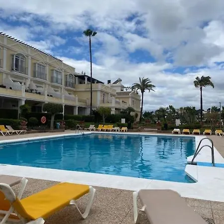 2bedroom Aloha Nueva Andalucia マルベーリャ